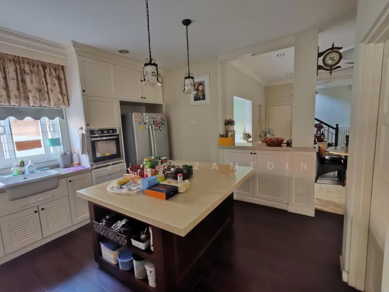 Bungalow for Sale in Bukit Jelutong (Shah Alam) - Adzura Zamedin - PropertyGuru.com.my
