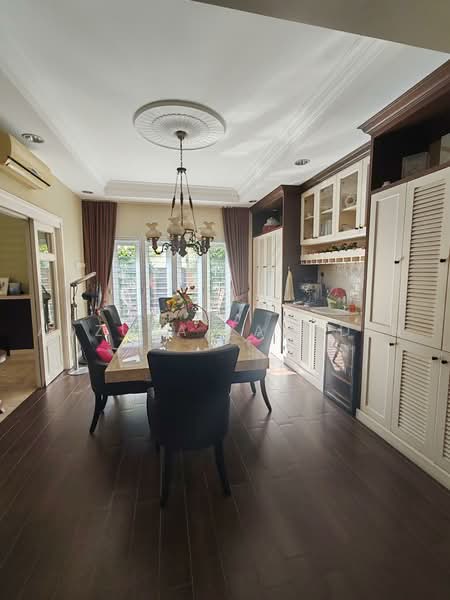 Bungalow for Sale in Bukit Jelutong (Shah Alam) - Adzura Zamedin - PropertyGuru.com.my