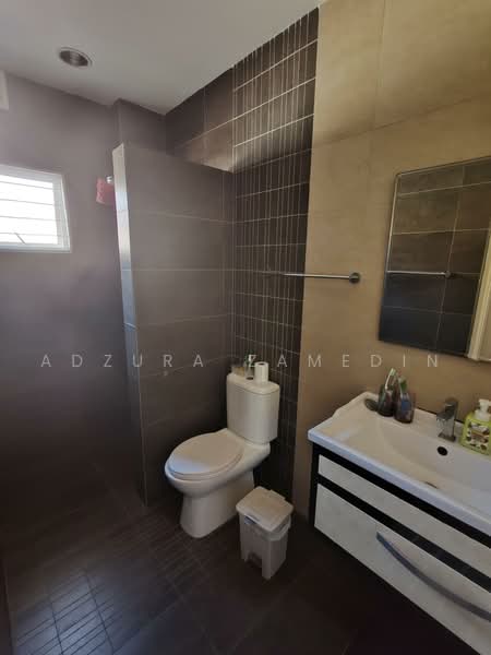 Bungalow for Sale in Bukit Jelutong (Shah Alam) - Adzura Zamedin - PropertyGuru.com.my