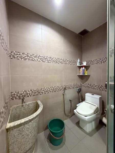 Kondominium untuk Dijual di Victoria Heights - Steven Hng - Bathroom - PropertyGuru.com.my