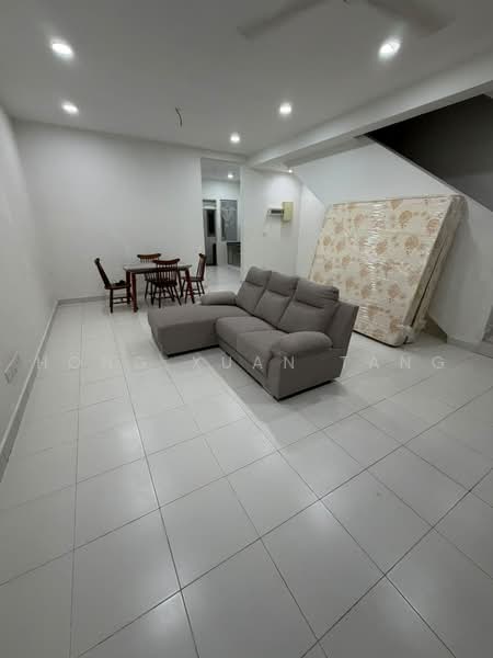 2-storey Terraced House for Rent in Nusa Bayu (Iskandar Puteri (Nusajaya)) - Hong Xuan Tang - Living Room - PropertyGuru.com.my