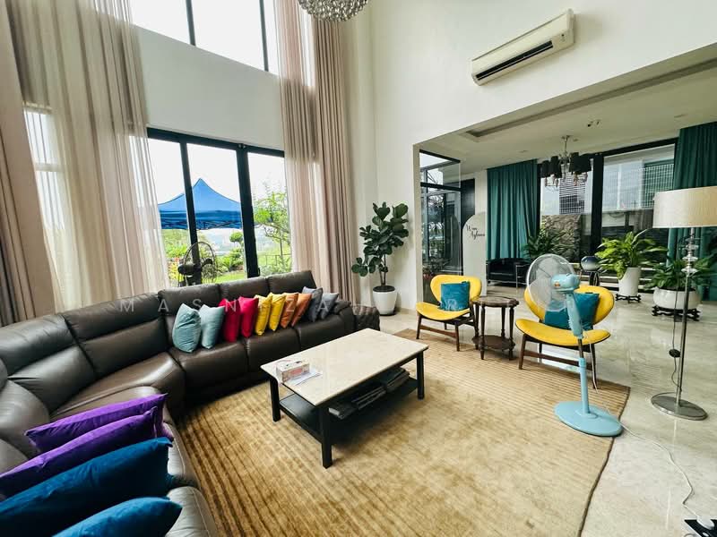 Rumah Banglo untuk Dijual di Alam Damai (Cheras) - Masnizah Arifin - Living Room - PropertyGuru.com.my