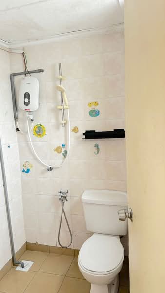Condominium for Rent at D'aman Crimson - Xin Nee - Bathroom - PropertyGuru.com.my