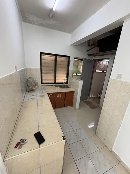 Apartment for Sale at Pangsapuri Putra Raya - Jason Chun - Kitchen - PropertyGuru.com.my