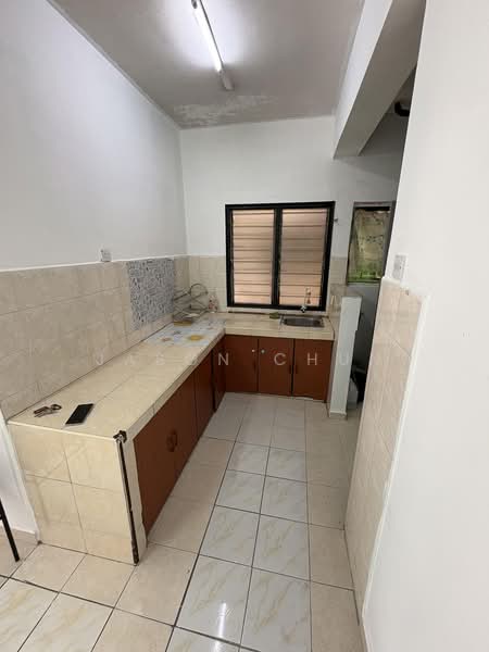 Apartment for Sale at Pangsapuri Putra Raya - Jason Chun - Kitchen - PropertyGuru.com.my