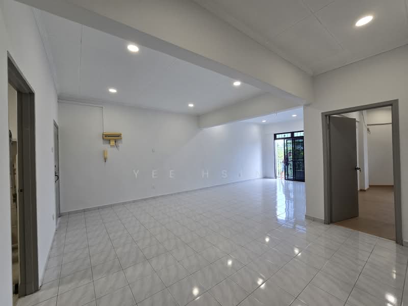 Kondominium untuk Dijual di Skudai Villa - Yee Hsin - Living Room - PropertyGuru.com.my
