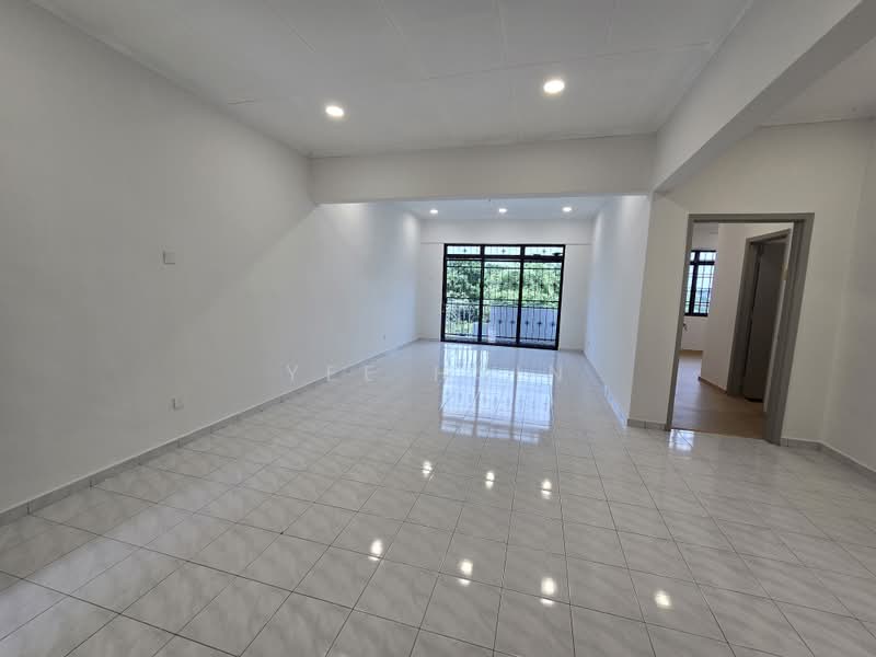 Kondominium untuk Dijual di Skudai Villa - Yee Hsin - Living Room - PropertyGuru.com.my