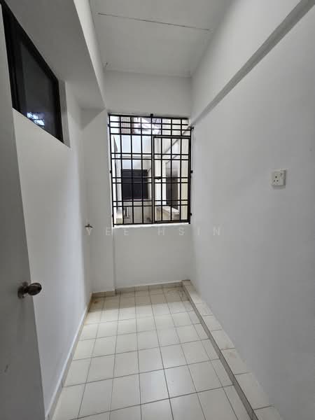 Kondominium untuk Dijual di Skudai Villa - Yee Hsin - Interior - PropertyGuru.com.my