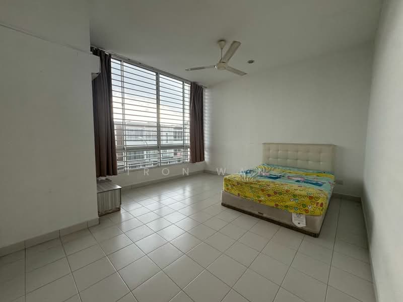 Townhouse for Rent in Puchong (Selangor) - Tron Wan - Bedroom - PropertyGuru.com.my