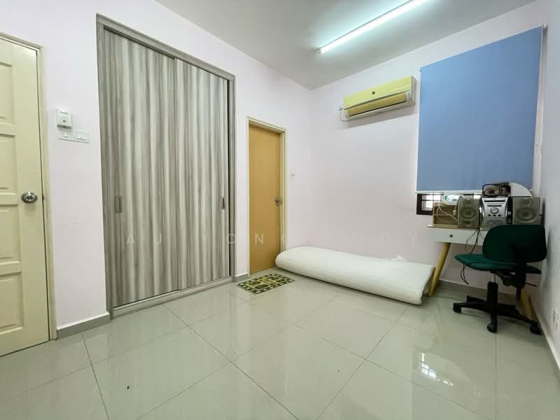 Rumah Teres untuk Dijual di Bandar Seri Alam (Masai) - Au Yong Lucy - PropertyGuru.com.my