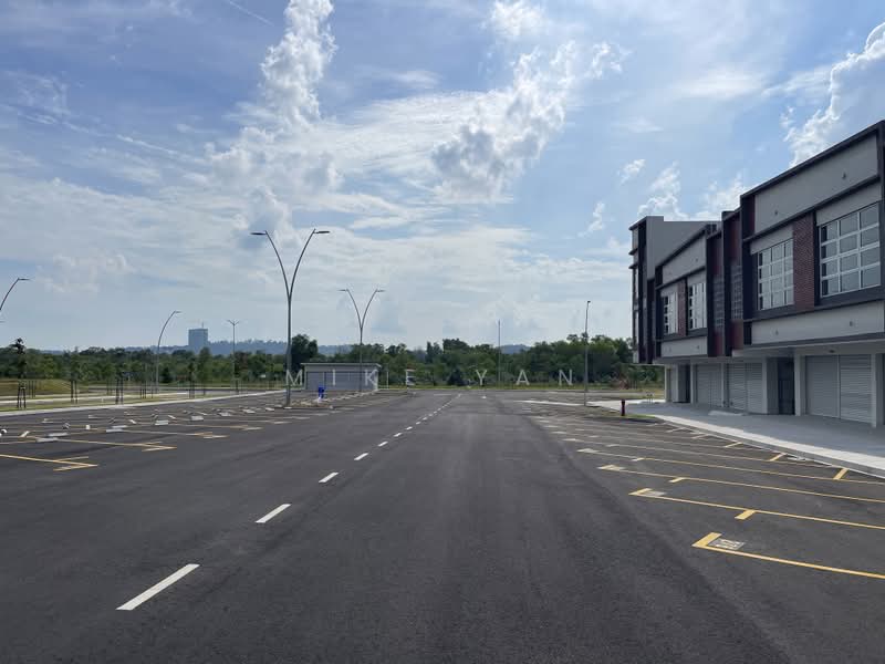 Shop / Office for Rent in Seksyen U16 (Shah Alam) - Mike Yan - Exterior - PropertyGuru.com.my