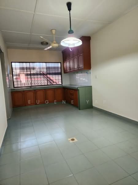 2-storey Terraced House for Sale in Usj 2 (Subang Jaya) - Eugene Yap - Kitchen - PropertyGuru.com.my