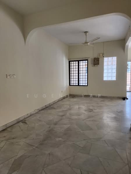 2-storey Terraced House for Sale in Usj 2 (Subang Jaya) - Eugene Yap - Living Room - PropertyGuru.com.my