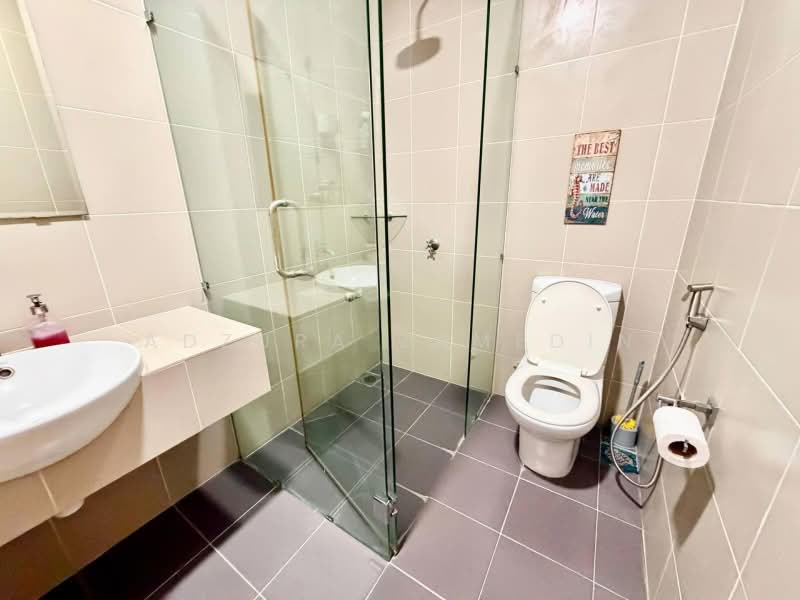 Rumah Teres 2-Tingkat untuk Dijual di Cyberjaya (Selangor) - Adzura Zamedin - Bathroom - PropertyGuru.com.my