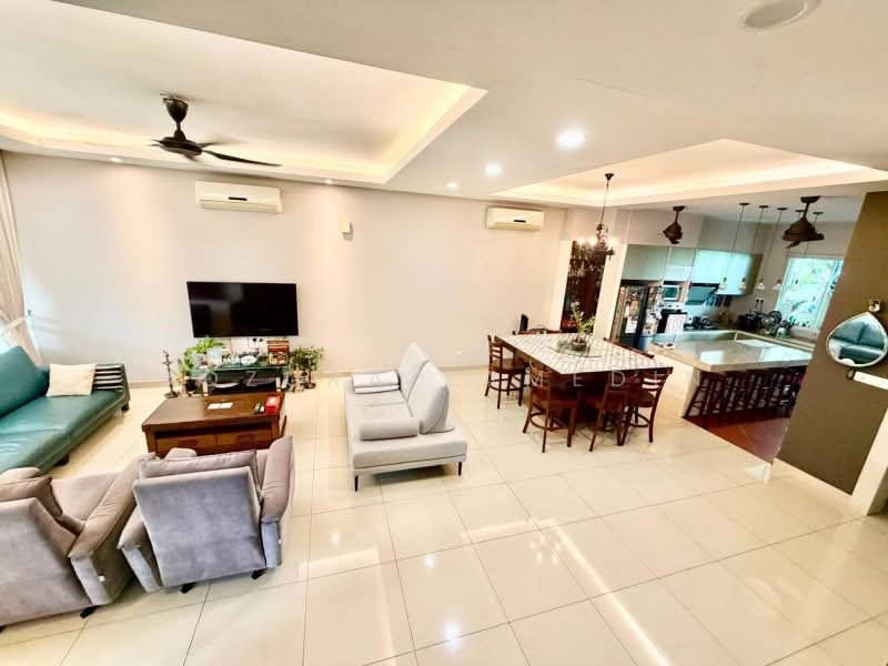 Rumah Teres 2-Tingkat untuk Dijual di Cyberjaya (Selangor) - Adzura Zamedin - Living Room - PropertyGuru.com.my