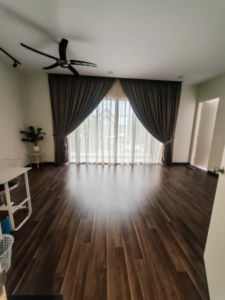 2-storey Terraced House for Rent in Setia Ecohill (Semenyih) - CK Law - Living Room - PropertyGuru.com.my