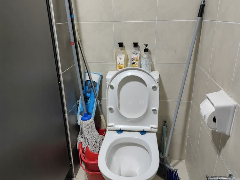 Service Residence for Rent at Tiara Imperio Residence - Ken Fung - Bathroom - PropertyGuru.com.my