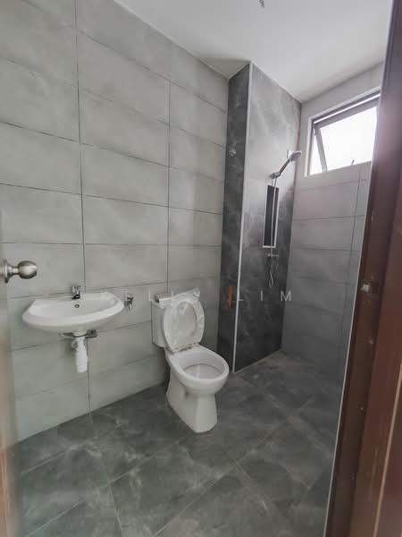 2-storey Terraced House for Sale in Skudai (Johor) - Kelly Lim - Bathroom - PropertyGuru.com.my