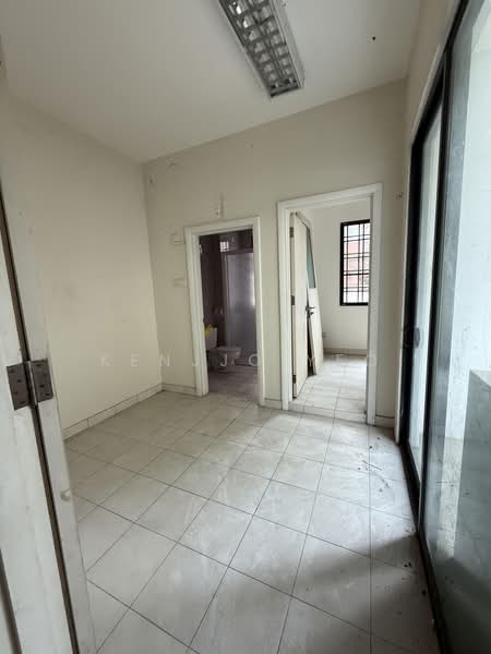Rumah Banglo untuk Dijual di Kota Kemuning (Shah Alam) - Kenjjo Yeo - Bathroom - PropertyGuru.com.my