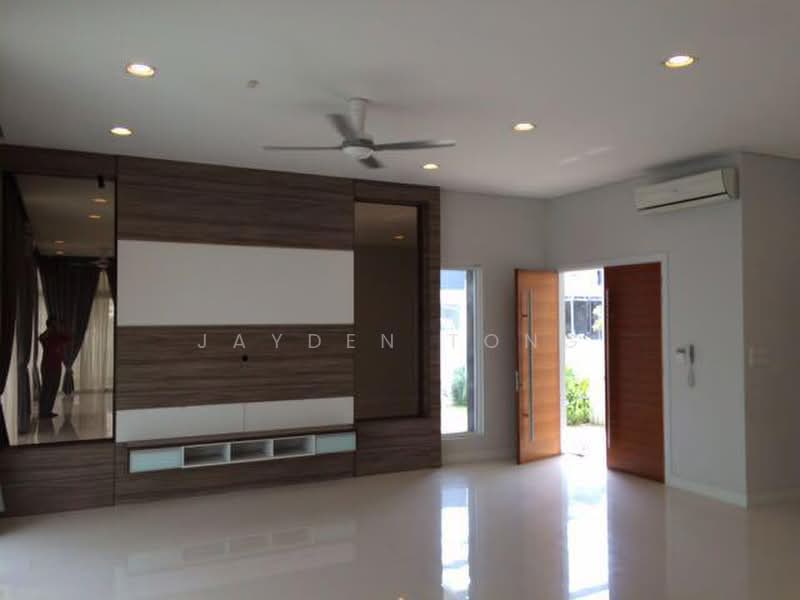 Bungalow House for Rent in Sunway Rymba Hills (Petaling Jaya) - Jayden Tong - Living Room - PropertyGuru.com.my