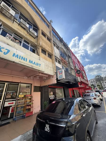 Shop for Rent in Dataran Glomac (Petaling Jaya) - Diana Poo - Exterior - PropertyGuru.com.my