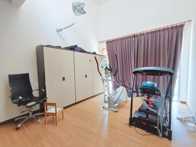 2-storey Terraced House for Sale in Bandar Tropicana Aman (Telok Panglima Garang) - Adzura Zamedin - Gym - PropertyGuru.com.my