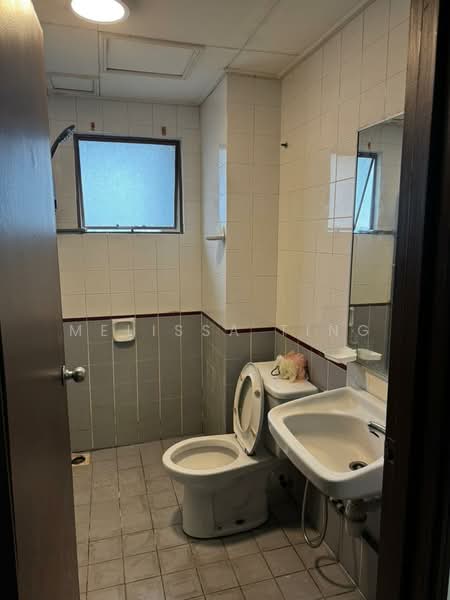 Condominium for Sale at Seri Hijauan - Melissa Ting - Bathroom - PropertyGuru.com.my