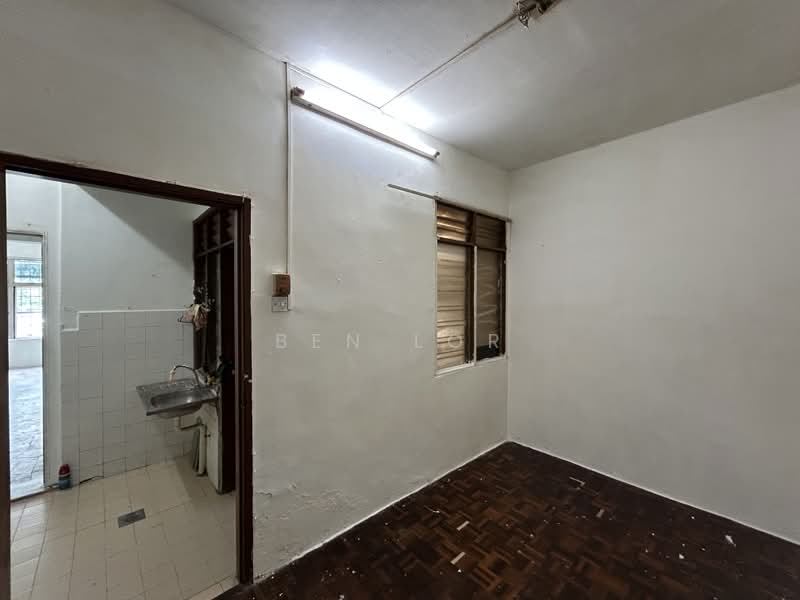 Rumah Flat untuk Dijual di Taman Perindustrian Pusat Bandar Puchong - Ben Lor - PropertyGuru.com.my