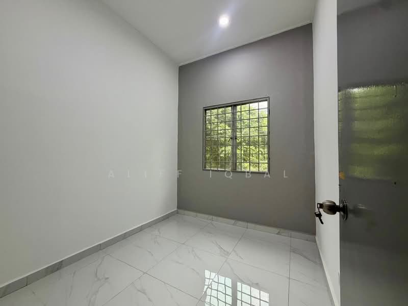 2-storey Terraced House for Sale in Bandar Tasik Puteri (Rawang) - Aliff Iqbal - PropertyGuru.com.my