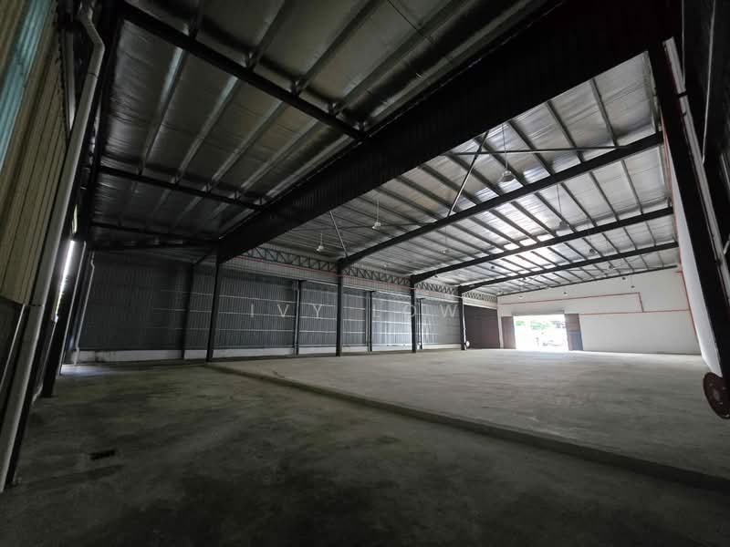Semi-D Factory for Rent in Taman Perindustrian Desa Plentong (Masai) - Ivy Low - Interior - PropertyGuru.com.my