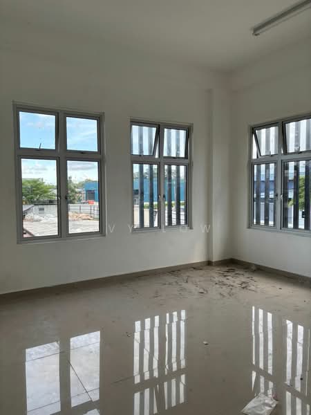 Semi-D Factory for Rent in Taman Perindustrian Desa Plentong (Masai) - Ivy Low - Interior - PropertyGuru.com.my