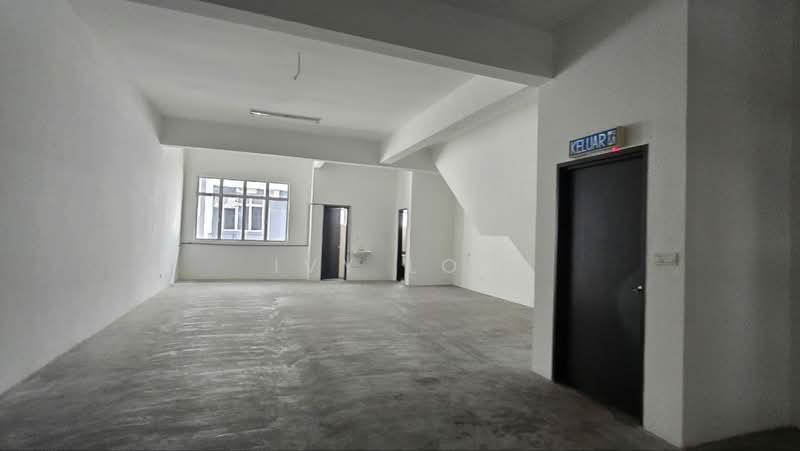 Semi-D Factory for Rent in Taman Perindustrian Desa Plentong (Masai) - Ivy Low - Interior - PropertyGuru.com.my
