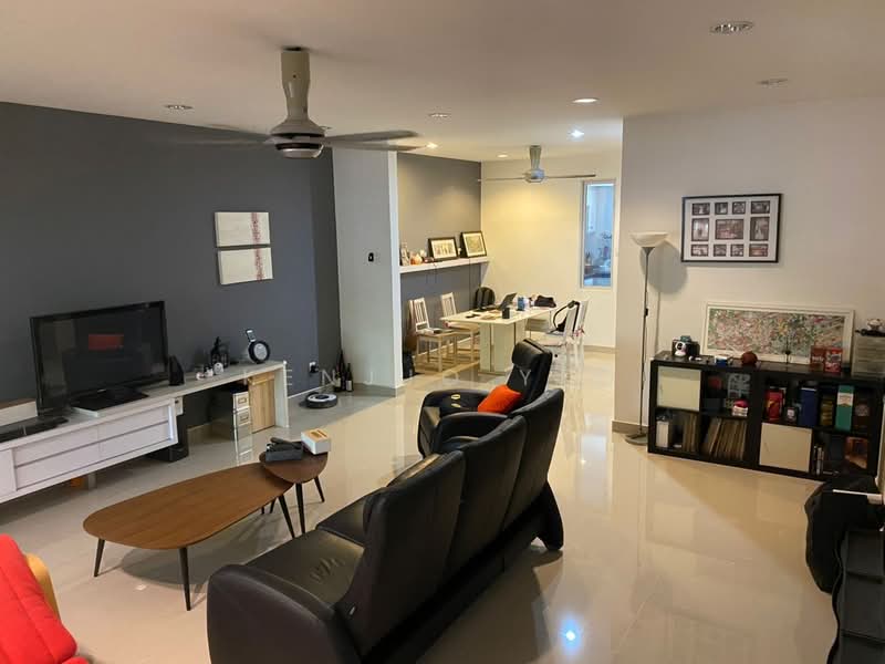 Rumah Teres untuk Dijual di Kota Kemuning (Shah Alam) - Kenjjo Yeo - Living Room - PropertyGuru.com.my