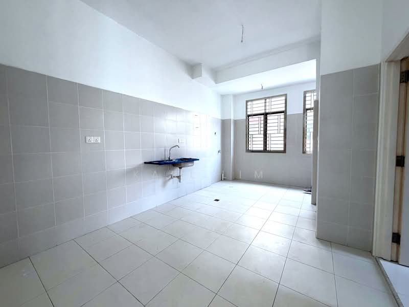 Rumah Teres 2 Tingkat untuk Dijual di Bandar Dato Onn (Tebrau) - Karl Lim - Kitchen - PropertyGuru.com.my