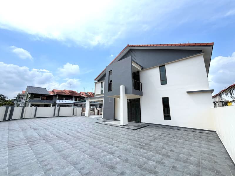Rumah Teres 2 Tingkat untuk Dijual di Bandar Dato Onn (Tebrau) - Karl Lim - Exterior - PropertyGuru.com.my