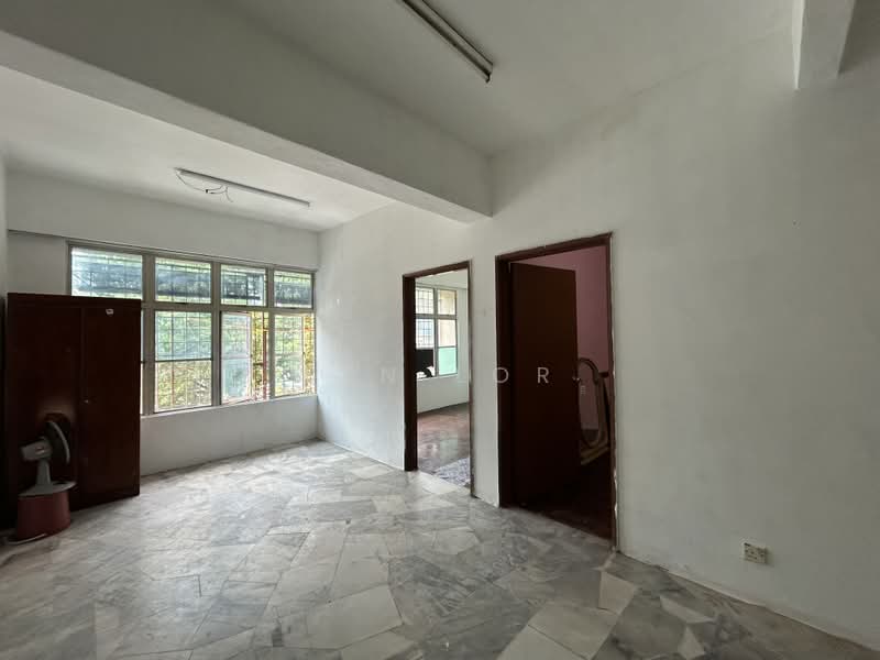 Flat for Rent at Taman Perindustrian Pusat Bandar Puchong - Ben Lor - PropertyGuru.com.my