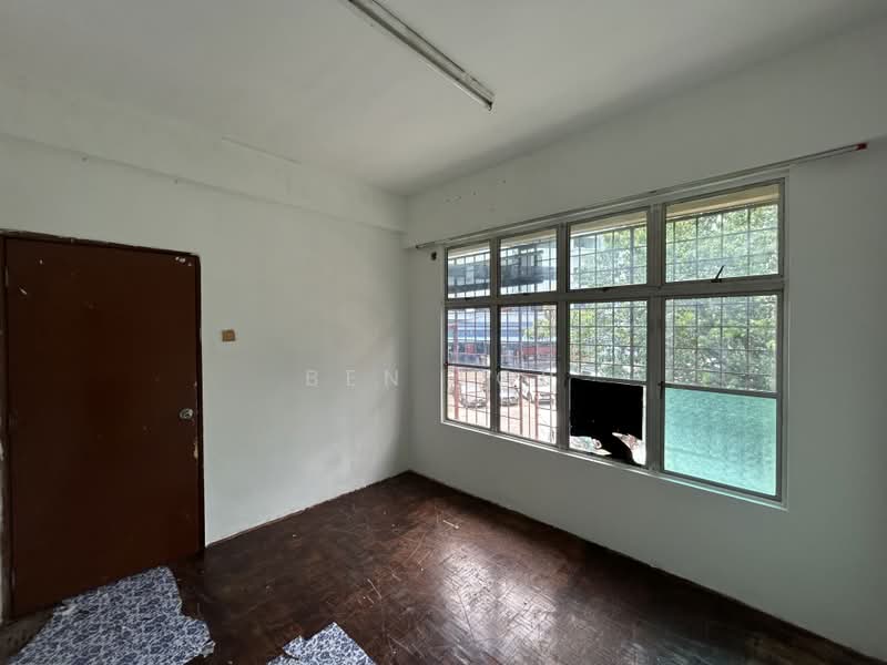 Flat for Rent at Taman Perindustrian Pusat Bandar Puchong - Ben Lor - PropertyGuru.com.my