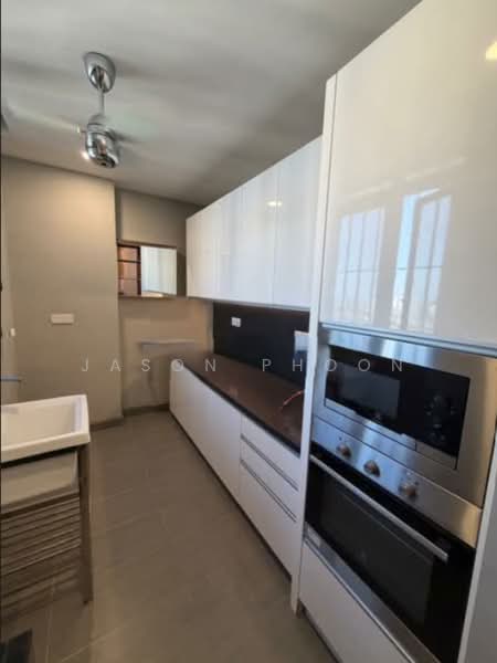 Kondominium untuk Dijual di Setia V Residences - Jason Phoon - Kitchen - PropertyGuru.com.my