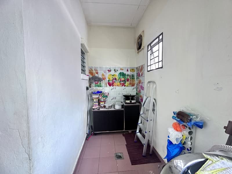 2-storey Terraced House for Sale in Bandar Botanic (Klang) - Elaine Teng - Kitchen - PropertyGuru.com.my