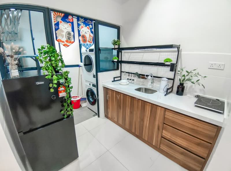 Condominium for Rent at Platinum Arena - GAN WEY SAND - Kitchen - PropertyGuru.com.my
