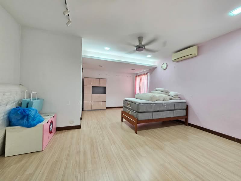 2-storey Terraced House for Sale in Sabak Bernam (Selangor) - Janice Lau - Bedroom - PropertyGuru.com.my