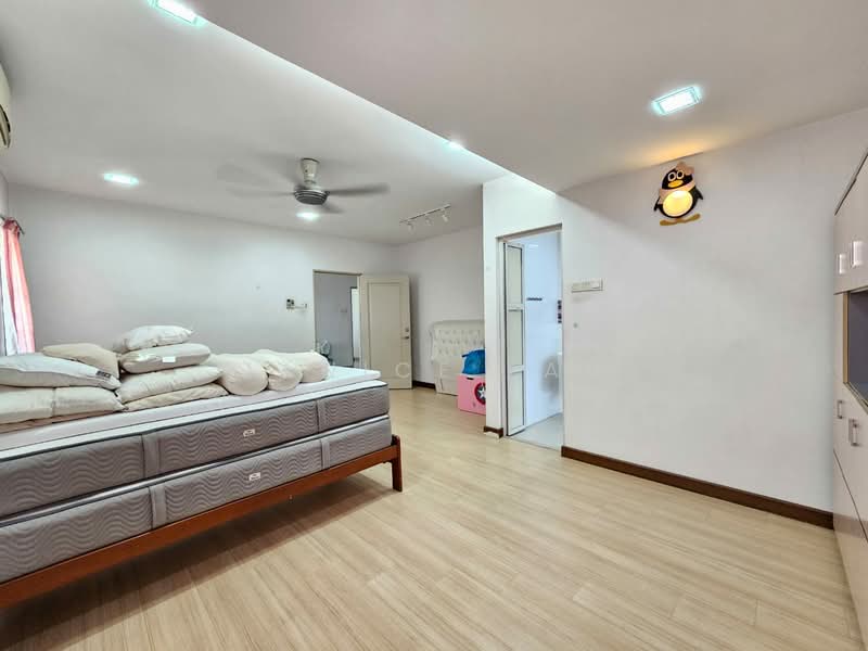 2-storey Terraced House for Sale in Sabak Bernam (Selangor) - Janice Lau - Bedroom - PropertyGuru.com.my