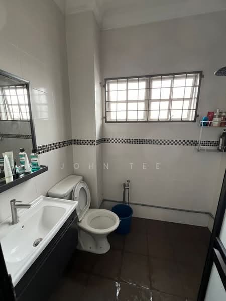 2-storey Terraced House for Rent in Bandar Puteri Klang (Klang) - John Tee - Bathroom - PropertyGuru.com.my