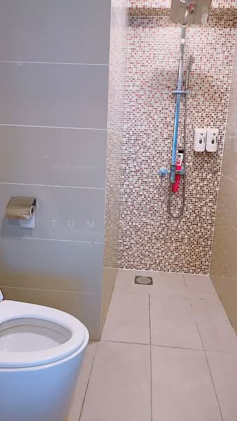 Servis Apartment untuk Disewa di D'Latour - Tom Ting - Bathroom - PropertyGuru.com.my