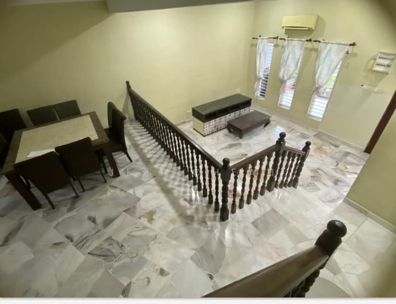 Rumah Teres 2 Tingkat untuk Dijual di Sungai Long (Bandar Sungai Long) - Jeff Cheah - Dining Room - PropertyGuru.com.my