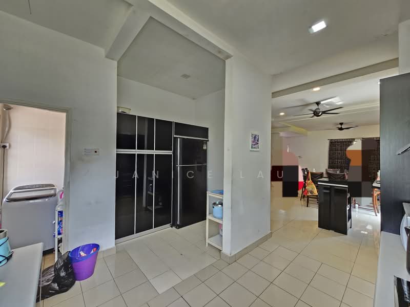 Rumah Teres 2.5 Tingkat untuk Dijual di Batu 9 (Cheras) - Janice Lau - Kitchen - PropertyGuru.com.my