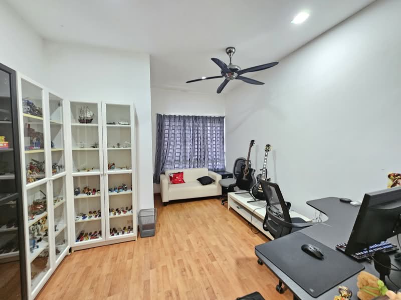 Rumah Teres 2.5 Tingkat untuk Dijual di Batu 9 (Cheras) - Janice Lau - Study - PropertyGuru.com.my