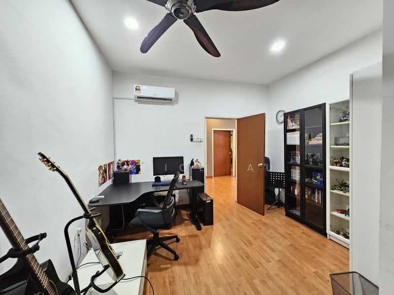Rumah Teres 2.5 Tingkat untuk Dijual di Batu 9 (Cheras) - Janice Lau - Study - PropertyGuru.com.my