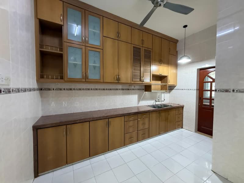 2-storey Terraced House for Sale in Sungai Ara (Penang) - Ang Lee Theng - Kitchen - PropertyGuru.com.my