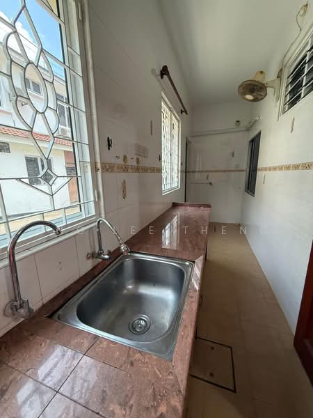 2-storey Terraced House for Sale in Sungai Ara (Penang) - Ang Lee Theng - Kitchen - PropertyGuru.com.my